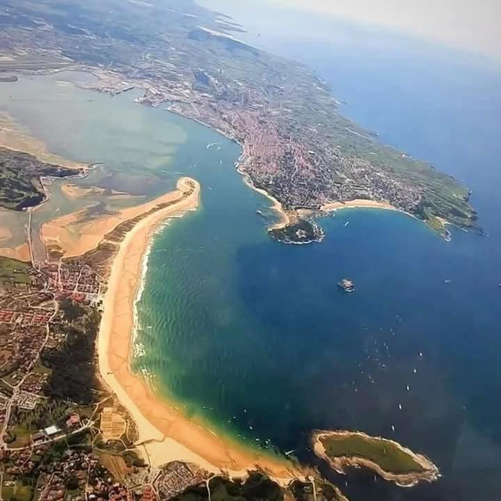 La Jomeruca ,Espaciosa Casa Rural Cerca De Playa Y Montana Carranceja Rom bilde